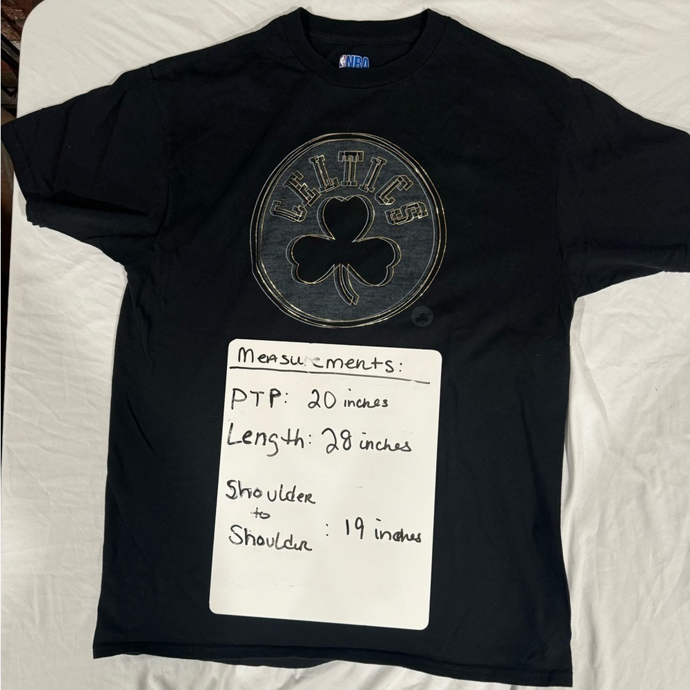 Boston Celtics T Shirt Mens Large Black Gold Clover Graphic NBA Basketball Tee - Picture 8 of 8